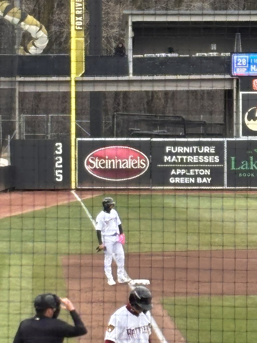 ersanity tweet media