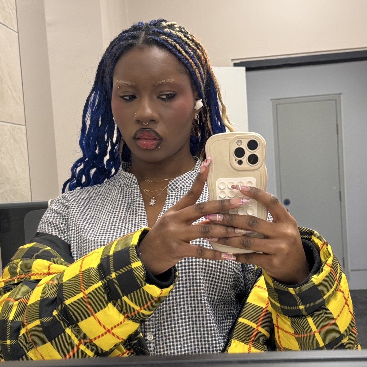 meera ⚢ #1 barou fangirl tweet media