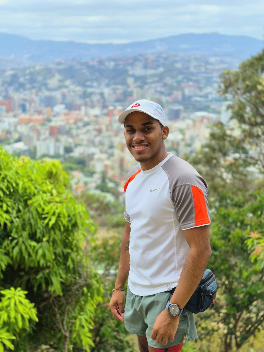 carlo🐦 tweet media