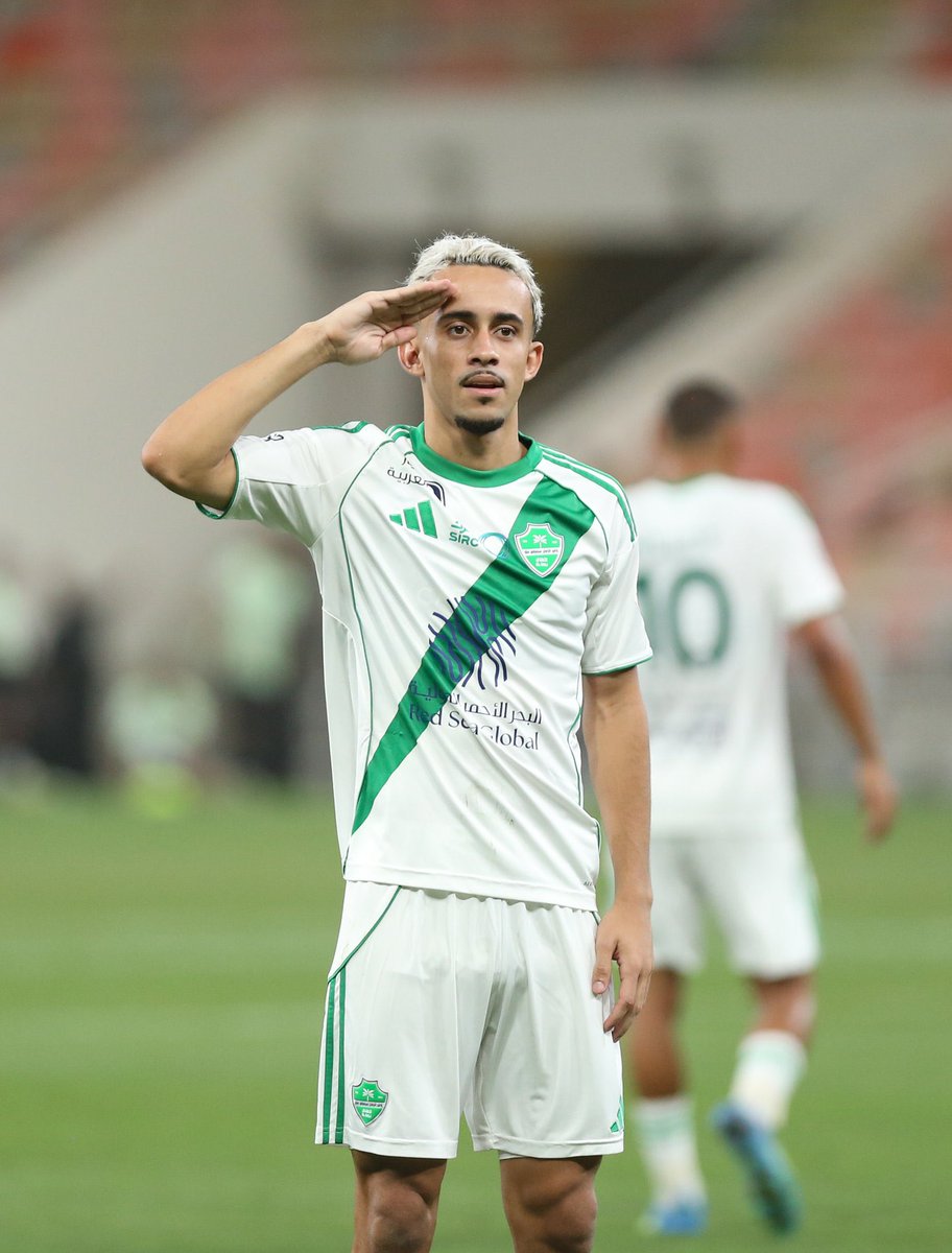 ستوديو الاهلي tweet media