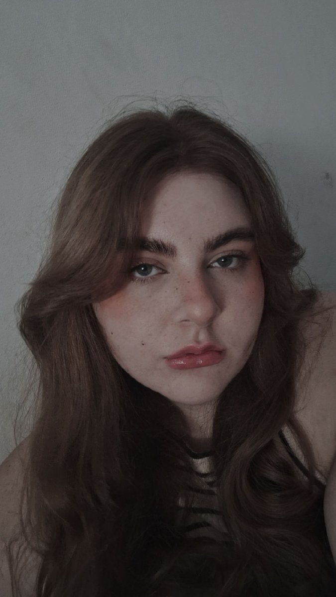 𝕠𝕝𝕚𝕧𝕚𝕒 VAI VER O SKZ tweet media