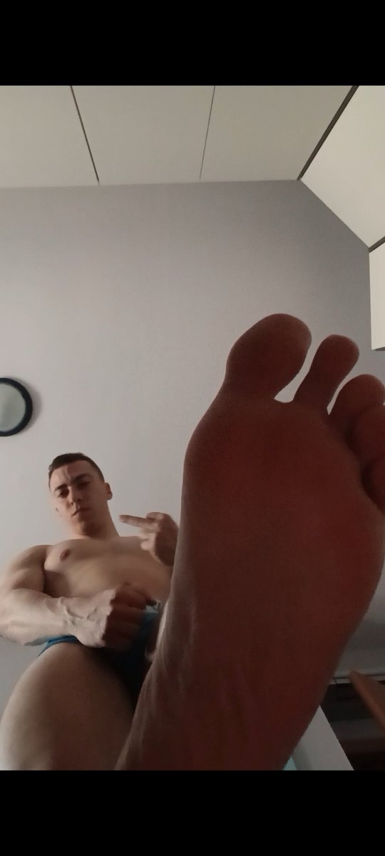 justthis99's tweet photo. @FindomAlphaRT @master_italiani @rt4dom 
#feetِ #cashmaster #rt #gay https://t.co/tnKciilLwx