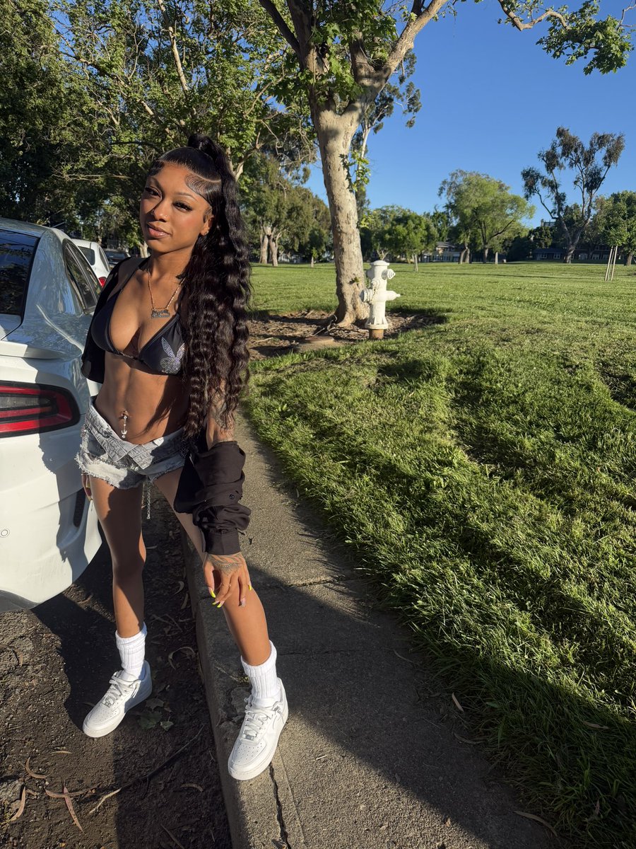 thuggergirl tweet media