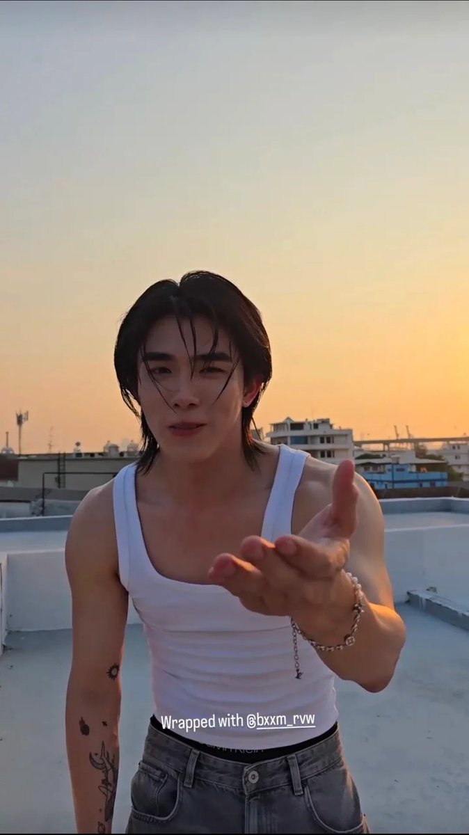 no reaction needed tweet media