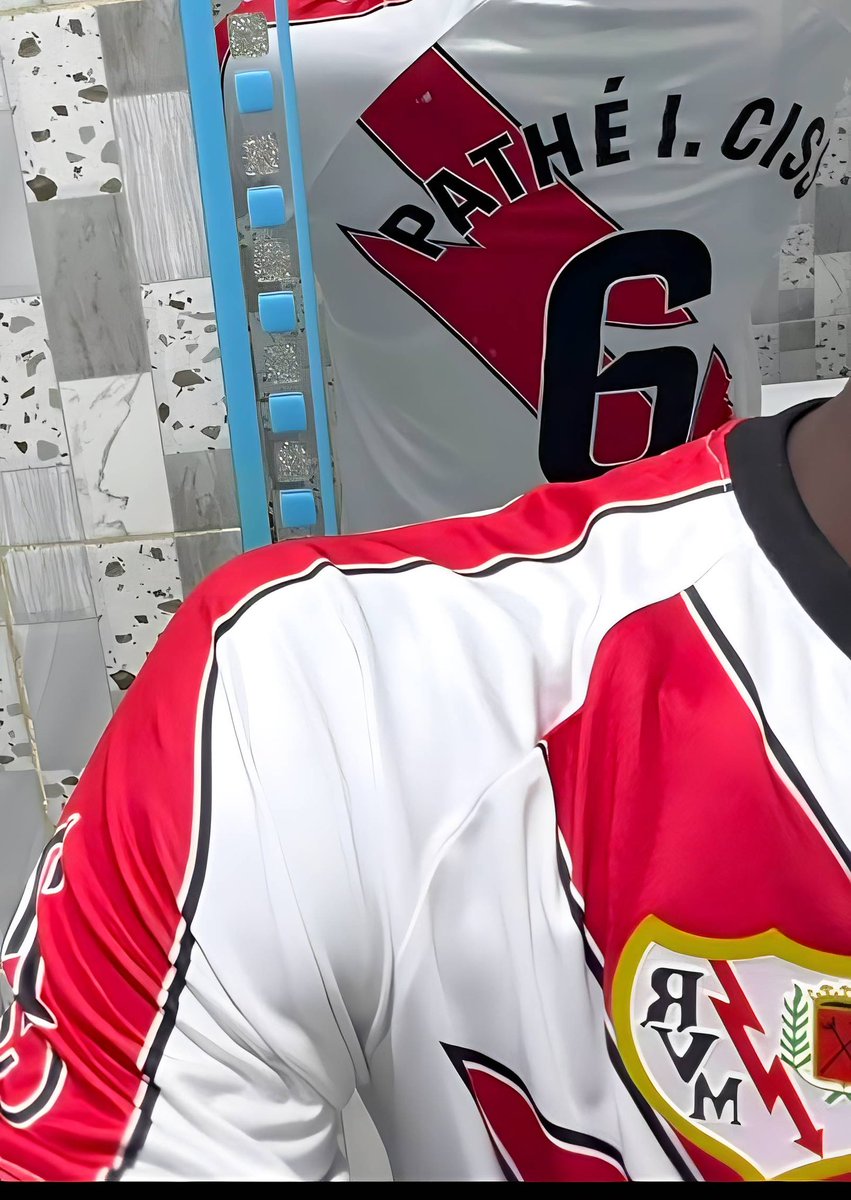 𝑺𝑬𝒀𝑫𝑰𝑵𝑨 tweet media