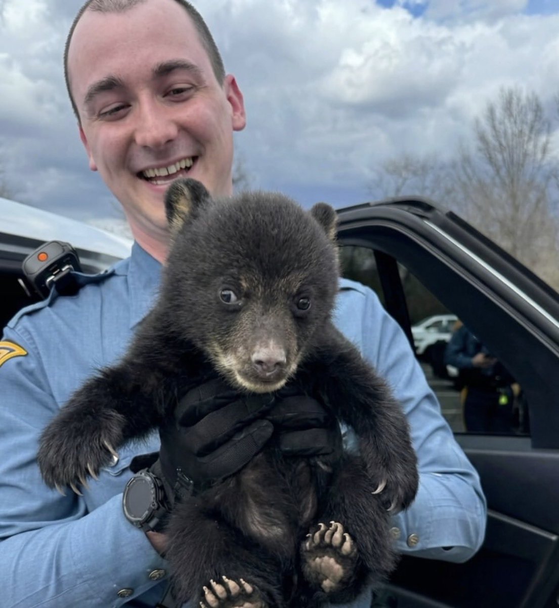 Dudes Posting Their W’s tweet media