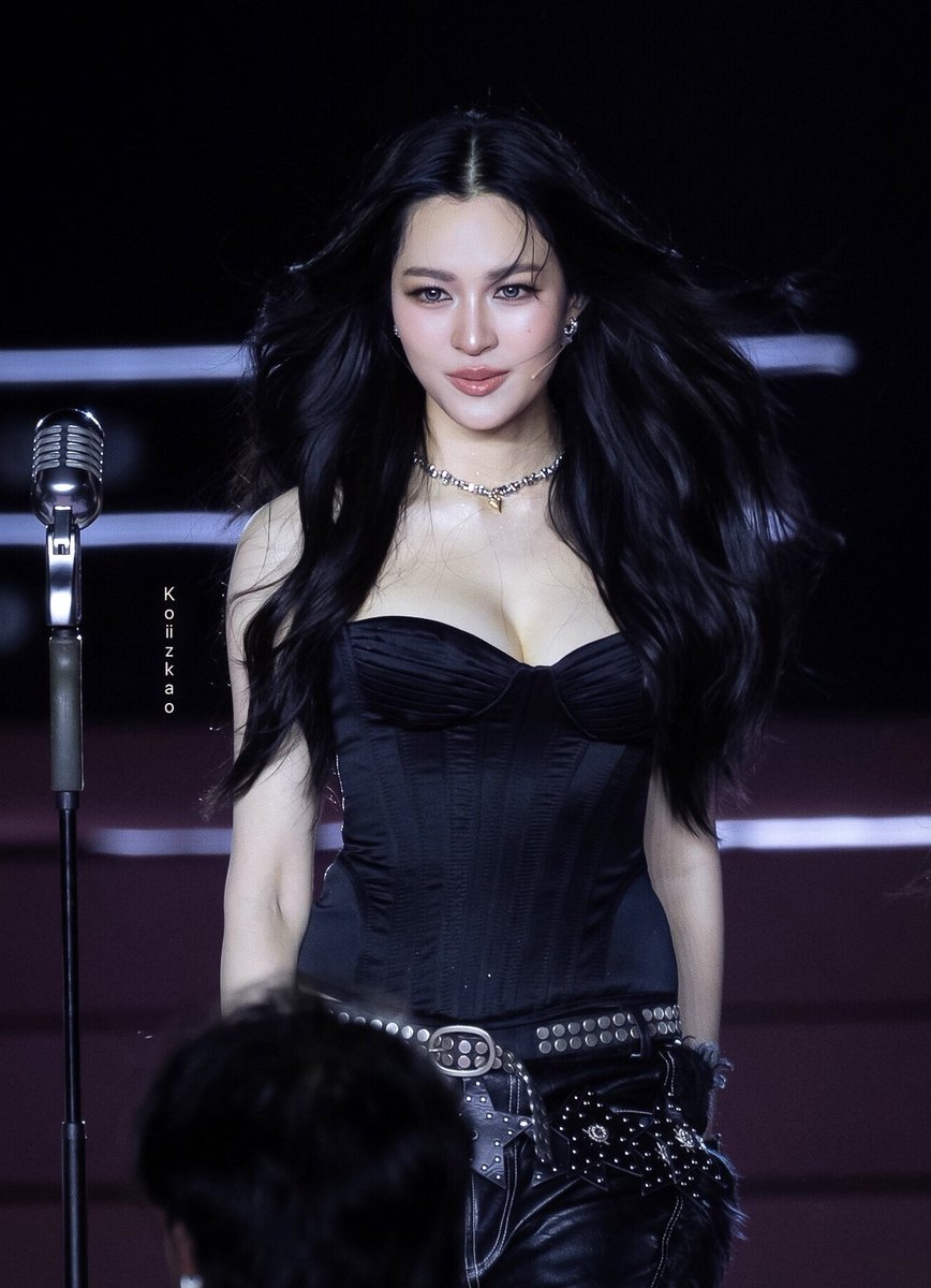 rosie ⭑🛸๋⭑ tweet media