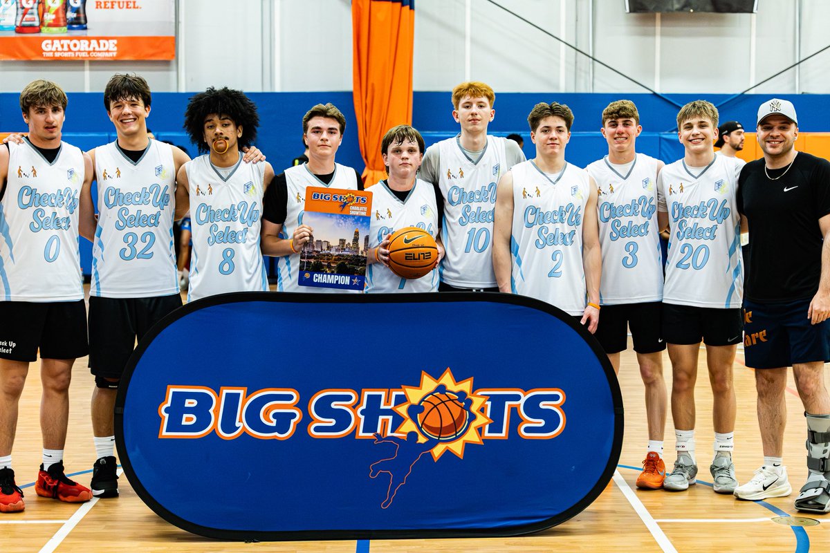 BIG SH🏀TS tweet media