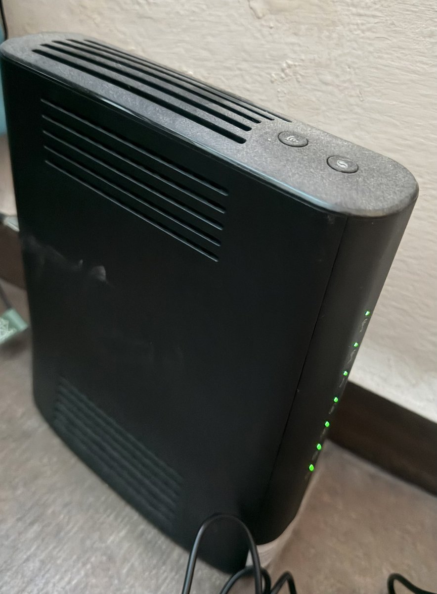 Devesa_News's tweet image. PÉSIMO servicio de #IZZI 
Informan que en la zona de #Tampico #Tamaulipas tienen fallas en INTERNET.
@izzi_mx 
MAL Y DE MALAS 😡