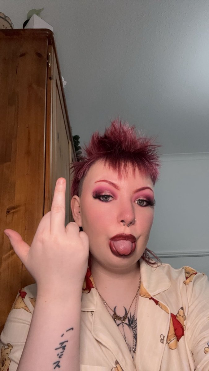 Goddess Sarah💋 tweet media