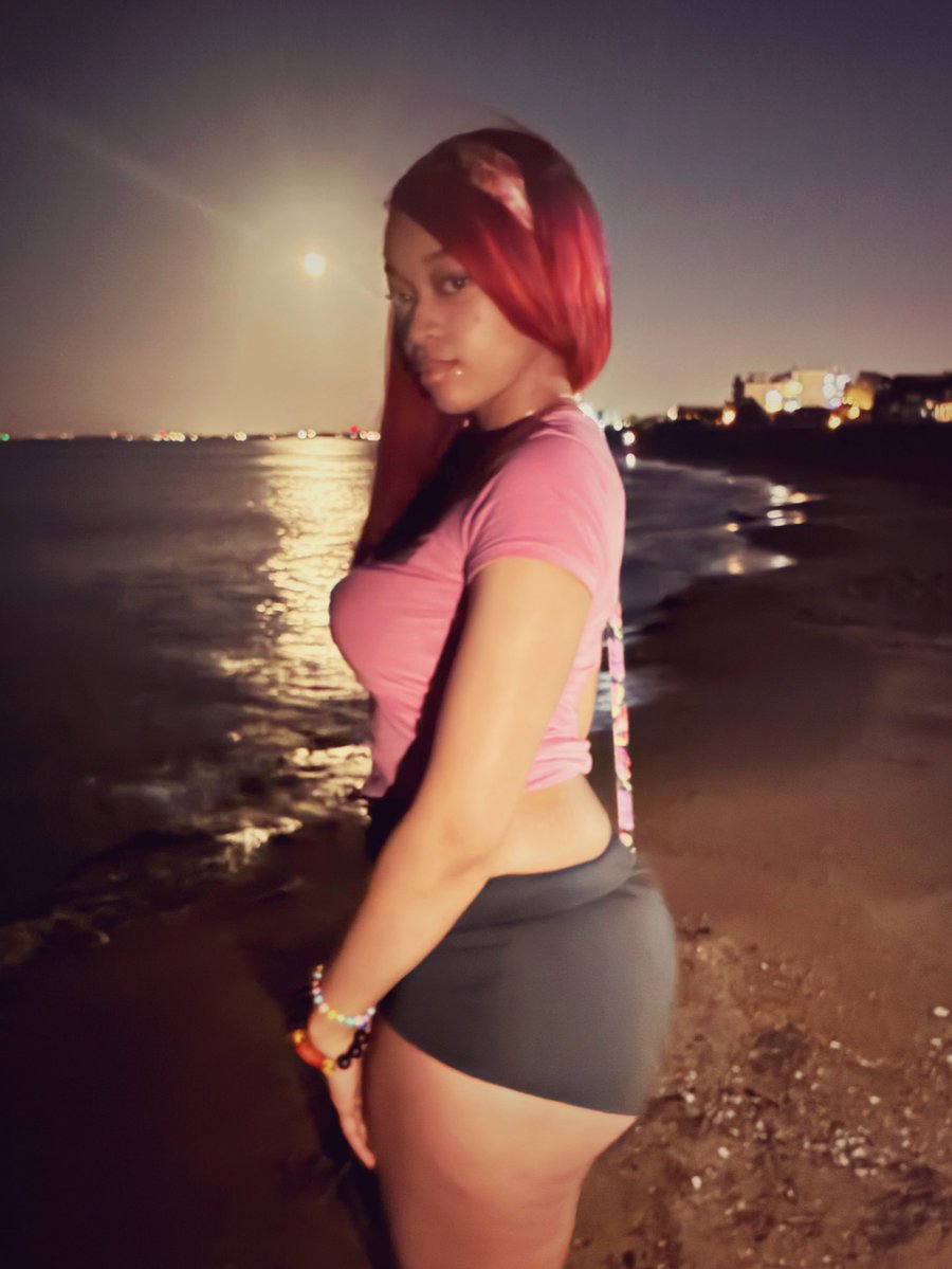 paige (@mrspilotjones) on Twitter photo 