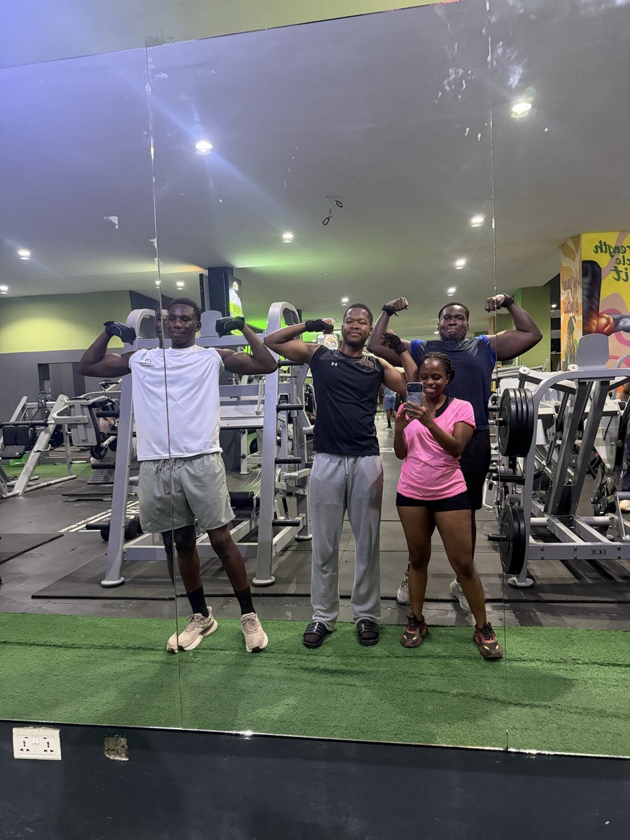 wunzooya tweet media