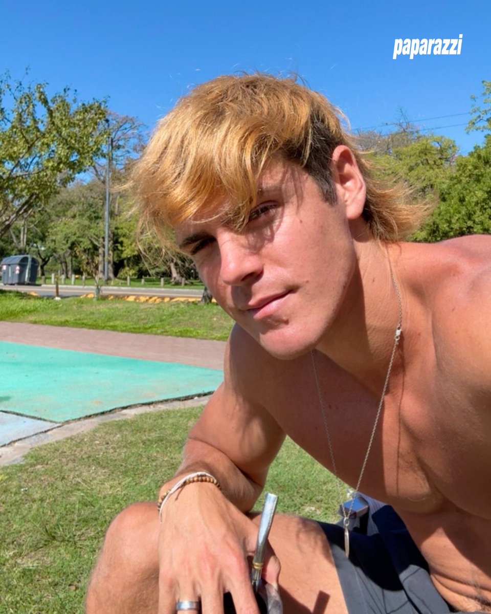 Paparazzi tweet media