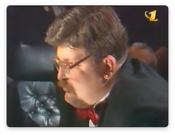 Человек на краю tweet media