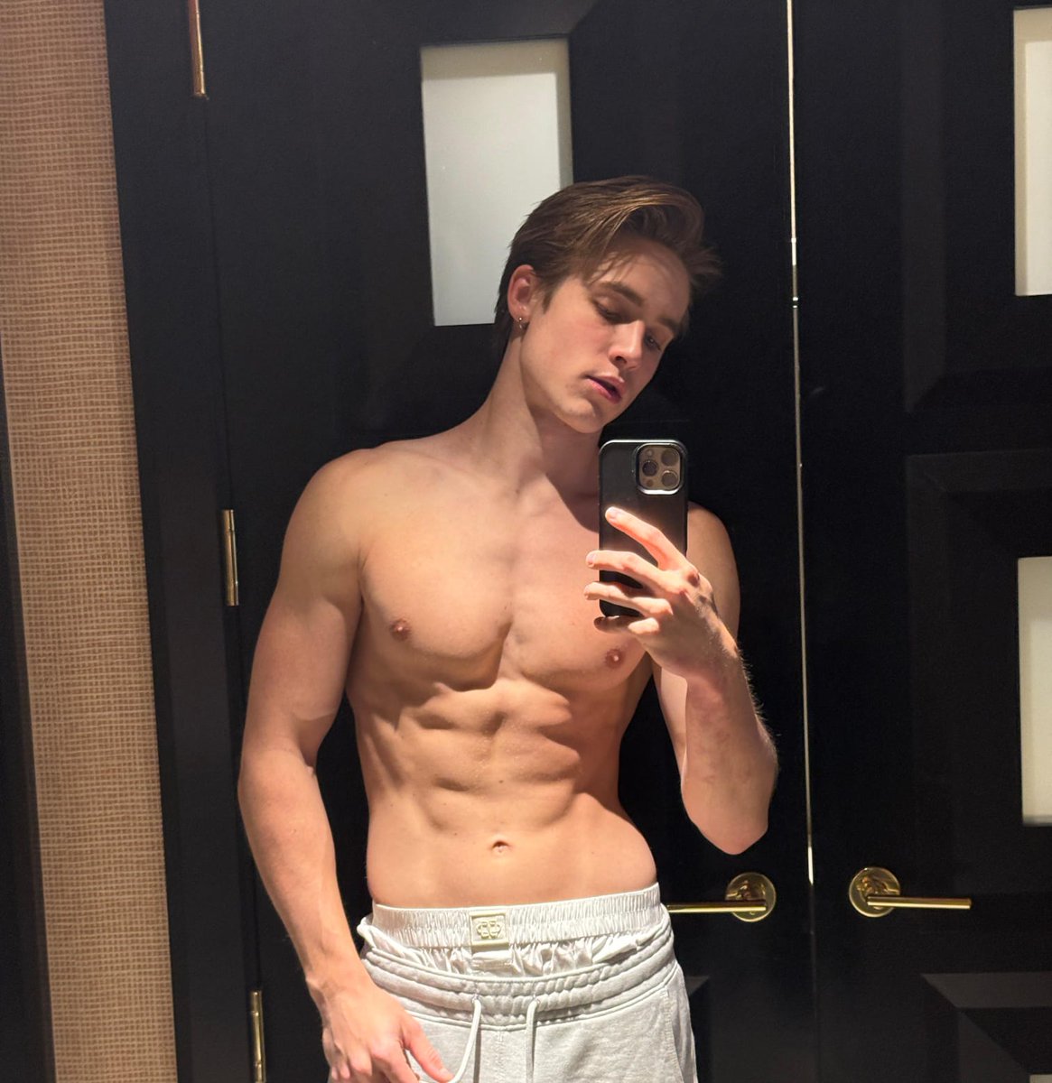 Oliver Muhl tweet media