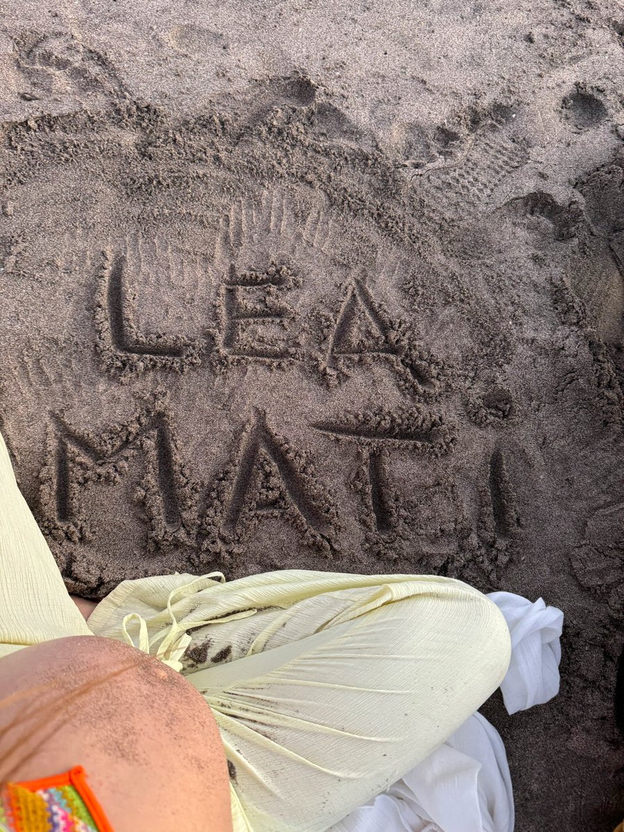 Gwen Garcia Leets tweet media