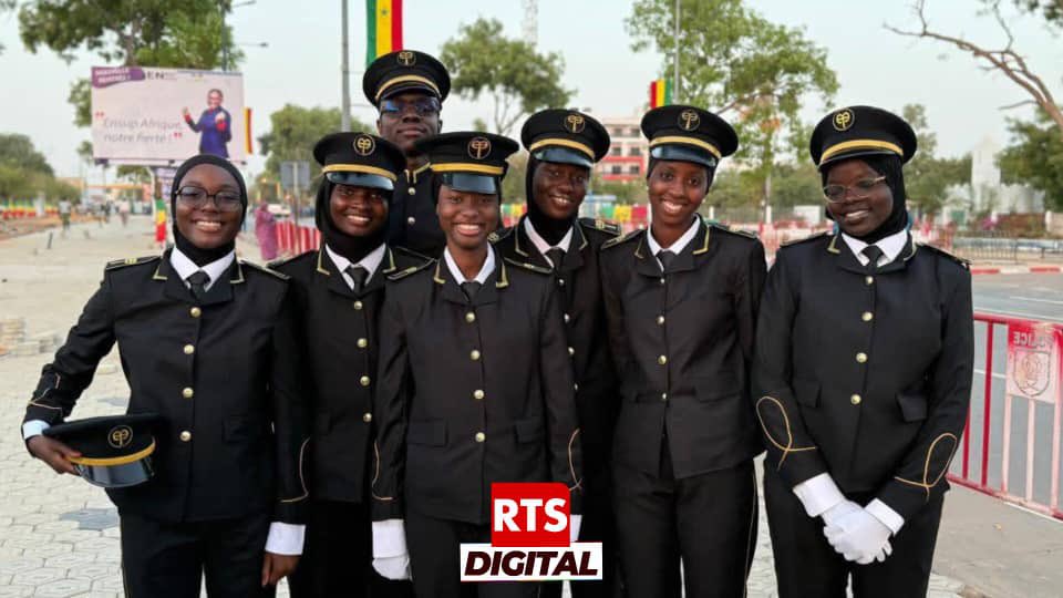 RTS1_Senegal's tweet photo. L’École polytechnique de Thiès (EPT) a remporté le prix de la meilleure parade du défilé civil lors de la fête de l’Indépendance. Cette distinction récompense l’engagement, la rigueur et le talent de ses étudiants et encadreurs, et met en valeur l’excellence de la jeunesse sénégalaise.