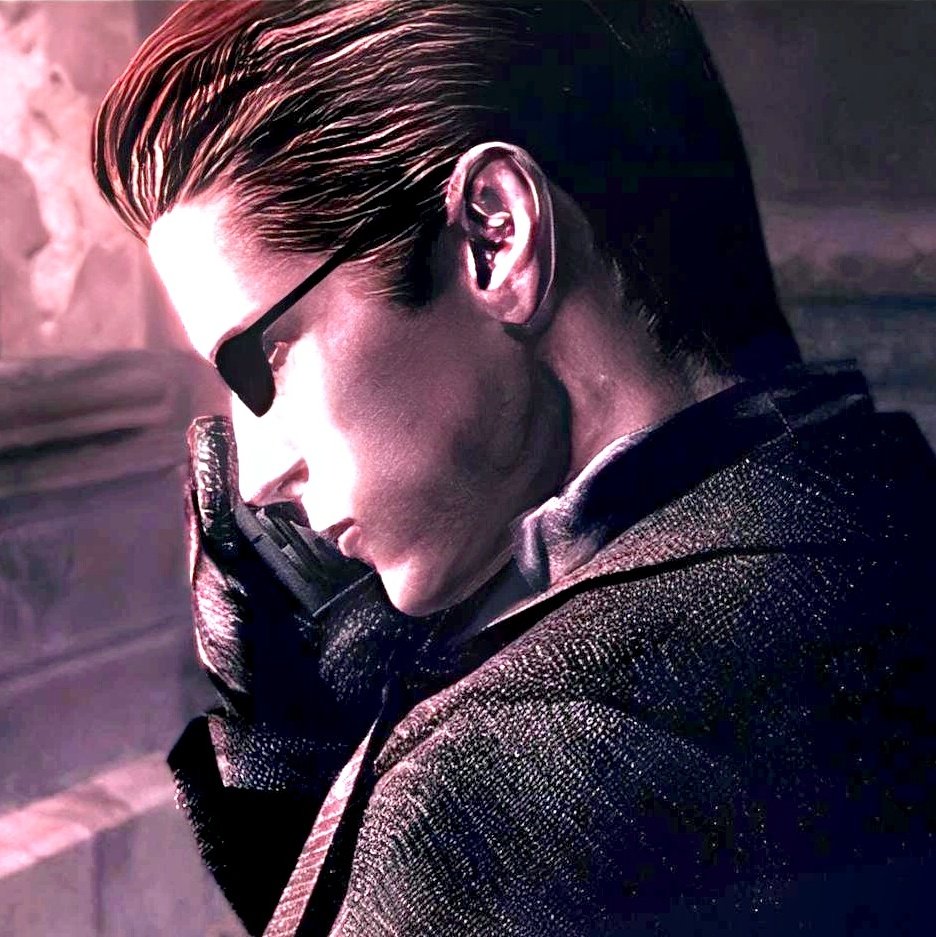 Wesker's Snickers tweet media