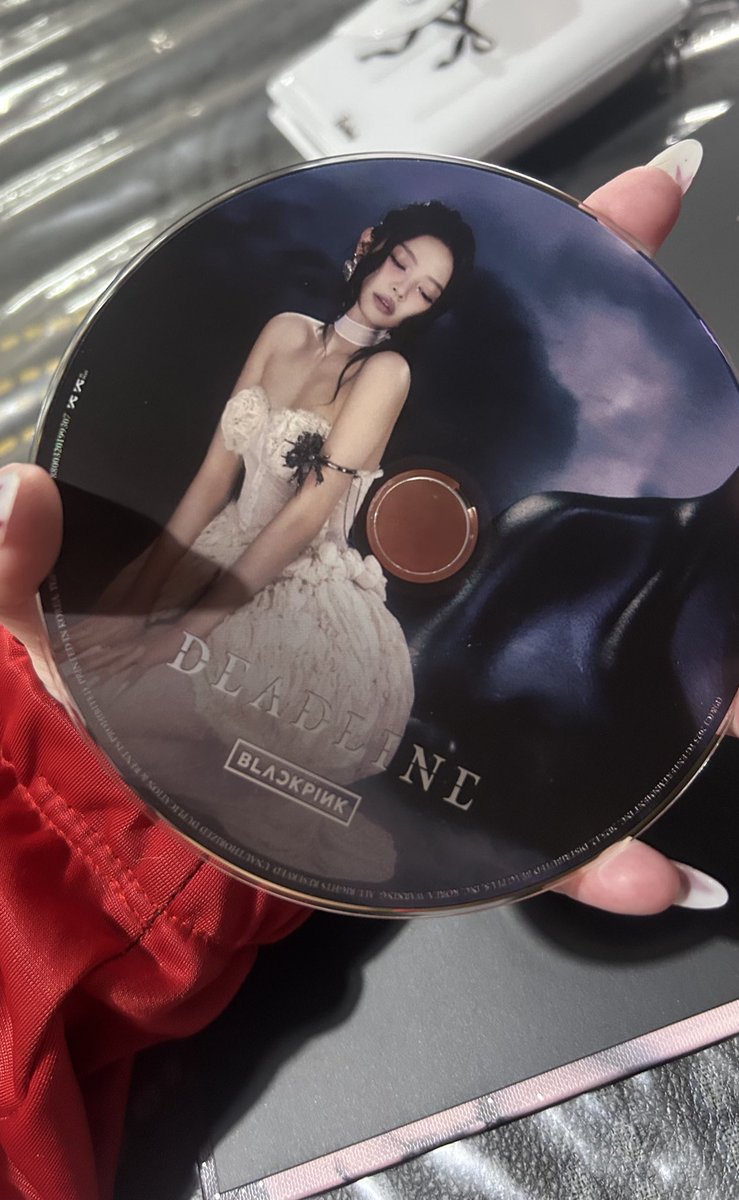 tiaru lvs abi | JENPALOOZA 2027 tweet media