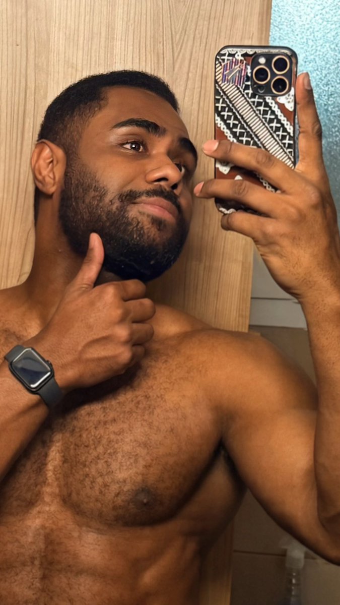 CHUPAPI MUNYAYO😎 tweet media