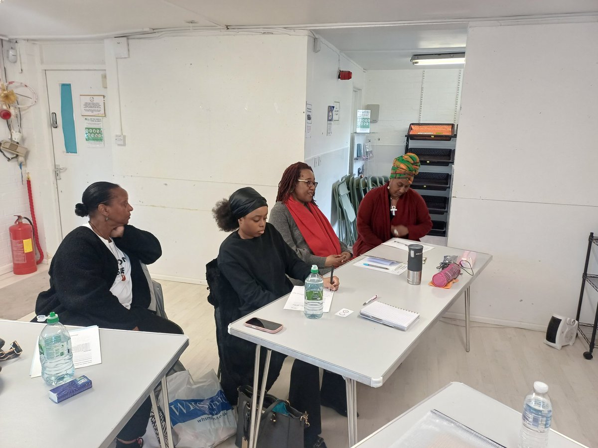 Fabian_M_Thomas's tweet image. My first Seeing Things with Fabian M. Thomas in the UK is done and dusted!! Can you say "Grateful!" #goalsetting #visionboarding #fabianmthomasfacilitator