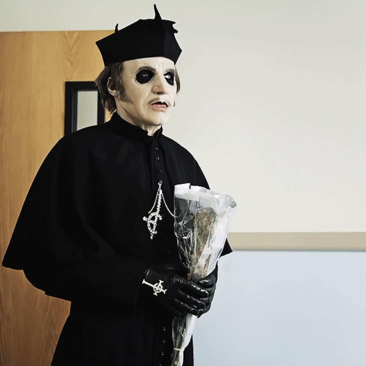 𝖇 ♱ tweet media