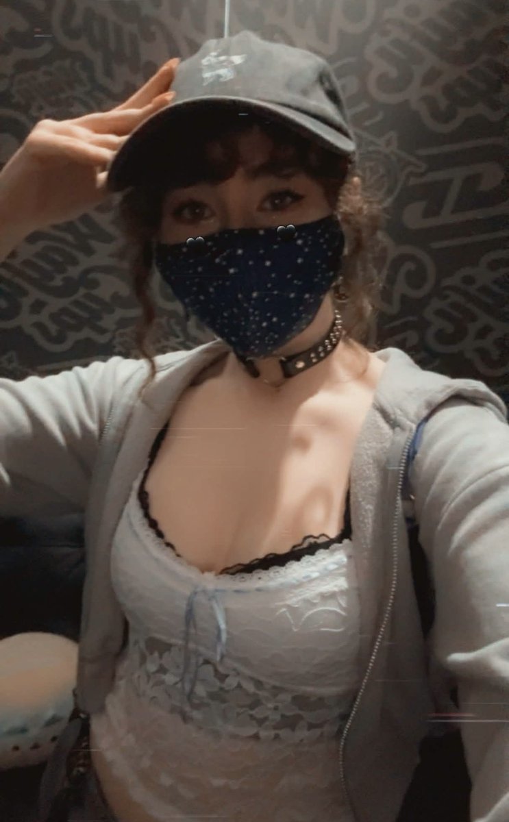 Vienna💫Vtuber ➡️ WEEBCON tweet media