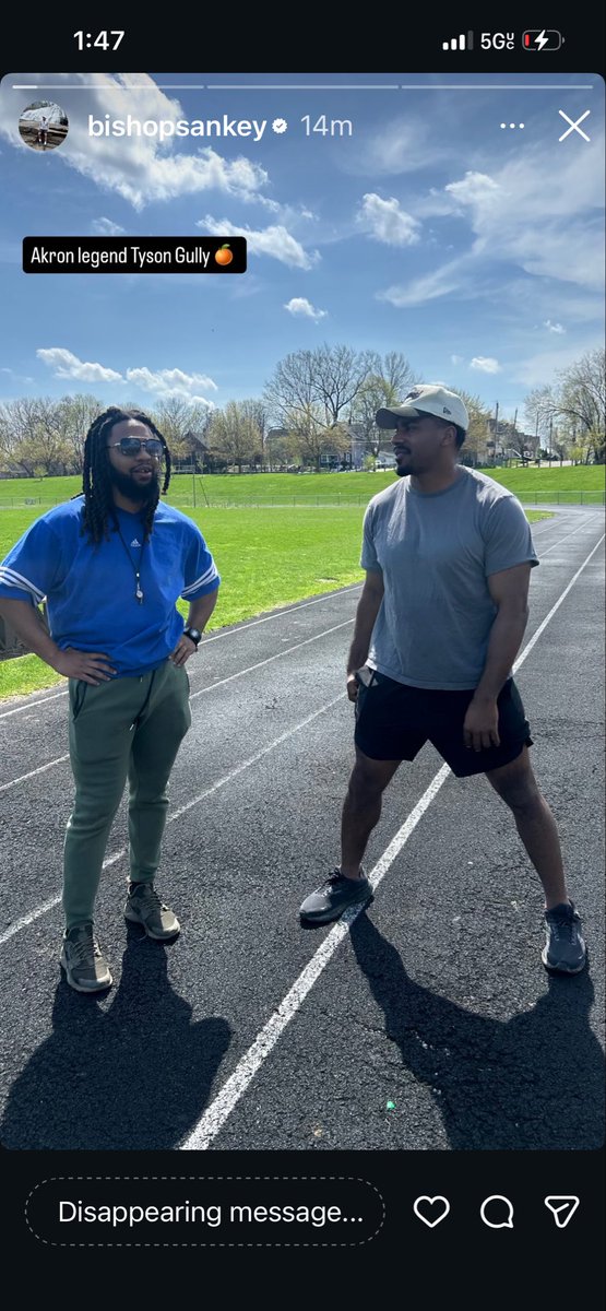 DiamondsInTheR6's tweet photo. Putting in a little Saturday Work with Washinghton and Syracuse Runningbacks Tyson Gulley &amp; Bishop Sankey  😎💪💯🏈🏈 https://t.co/4QPvCeD3tF