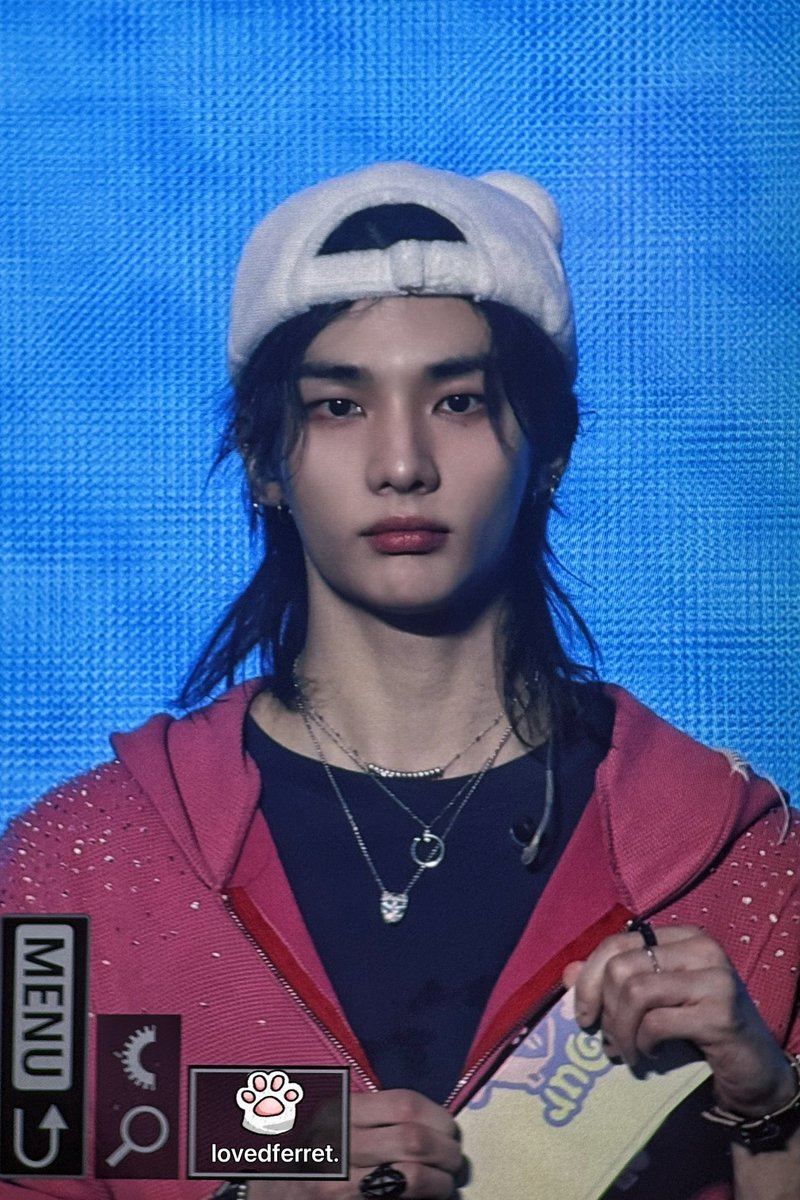 딸기 케이크 🌟Hyunjin Cartier Panther🌟 tweet media