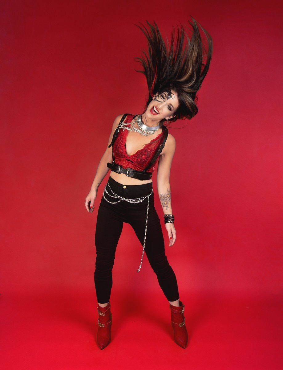 JessRock87's tweet image. TONIGHT! 
Lakeview Lanes
Fulton, NY
7-10 p.m.

more at jessrocknovak.com 

#pop #rock #soul #love #music #musician #singer #songwriter #livemusic #womeninmusic #musiclife