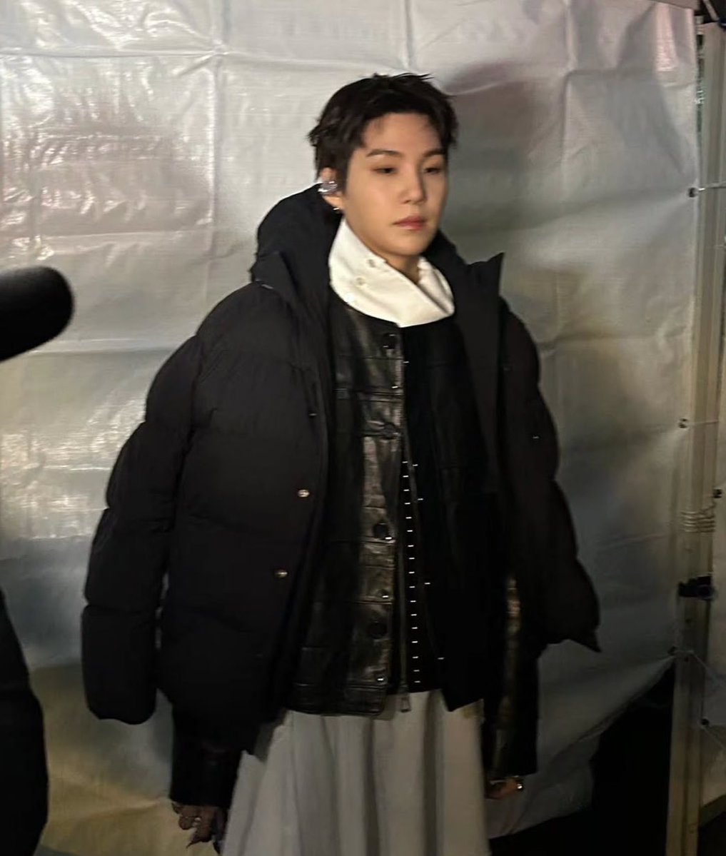 vaan⁷ busca boletos para bts tweet media