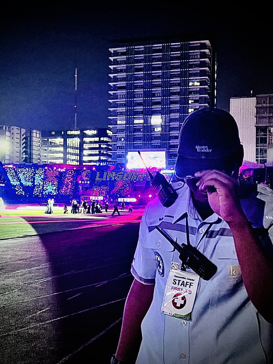 Sunthipong tweet media