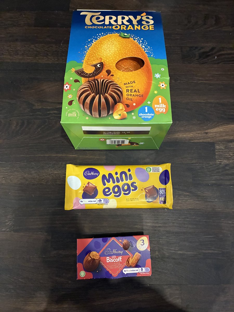 esme ˙𐃷˙ tweet media