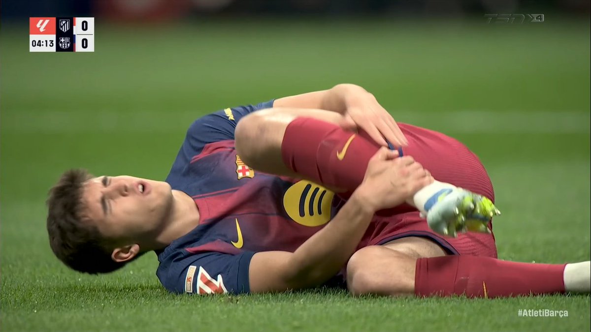 Abokr10's tweet image. تدخل كوكي على كوبارسي 🤬