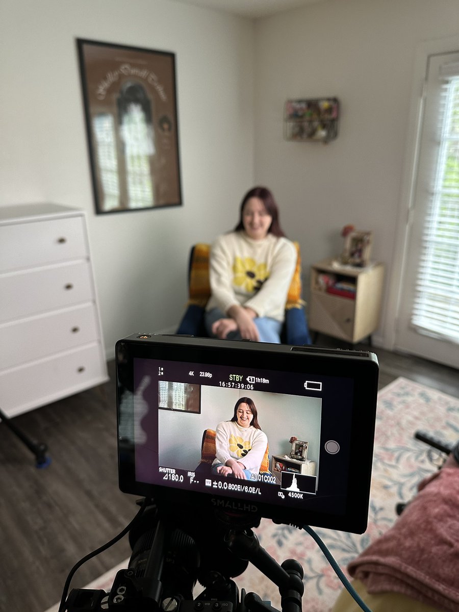 sarah 🎀 tweet media