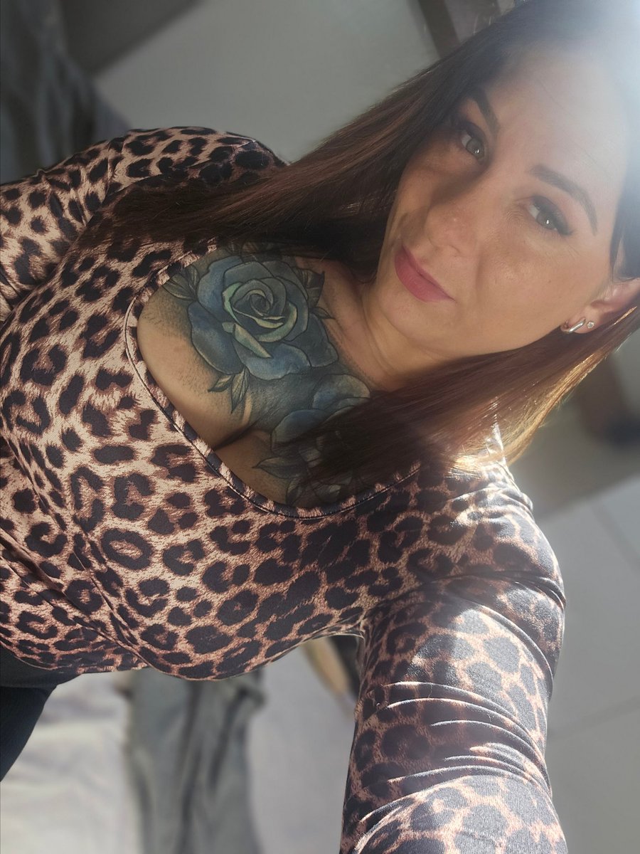 𝓔𝓿𝔂 𝓟𝓸𝓵𝓪𝔀𝓼𝓴𝓲 🍑 OFFICIEL ‼️ tweet media