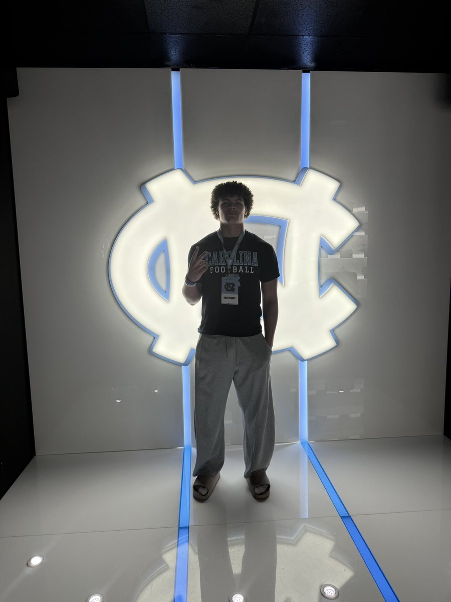 Cam Toomey 4โญ๏ธ Edge tweet media