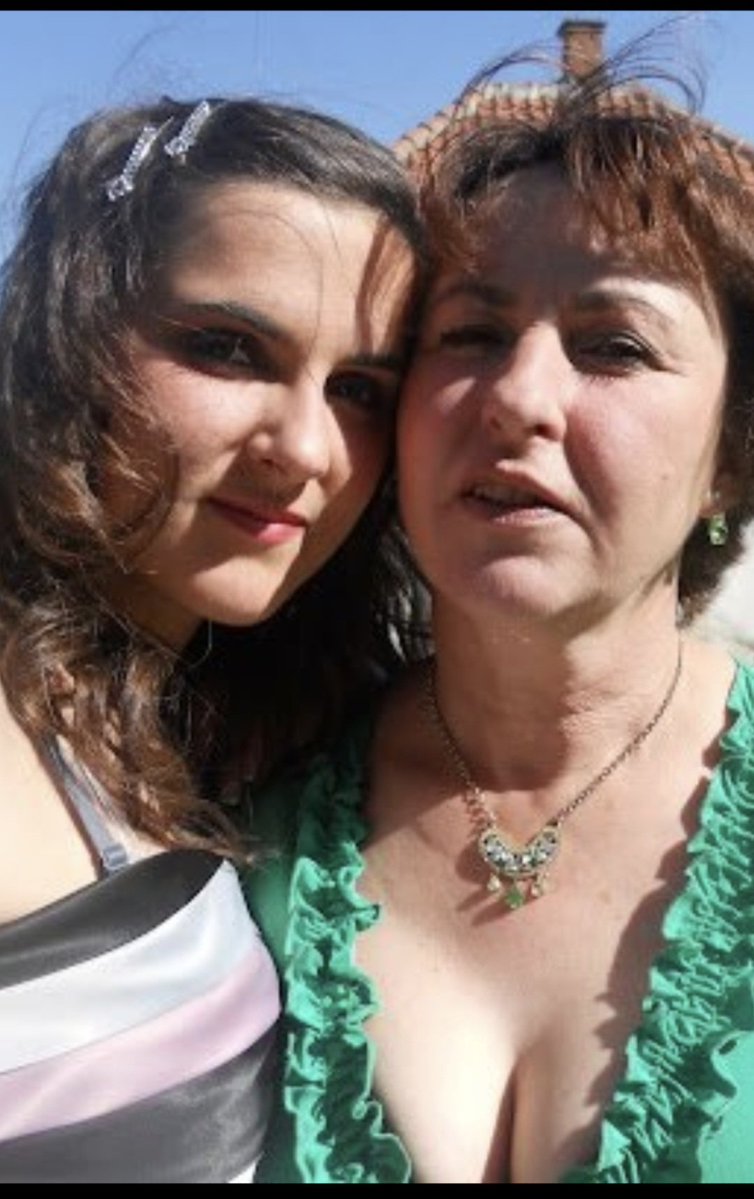 Шефица кабинета tweet media