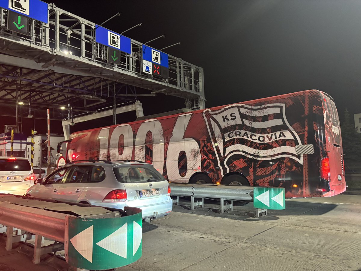 ComboJaaba1906's tweet photo. #GORCRA 
Jedyna bramka Cracovii dzisiaj 🥲 https://t.co/wPW4DdtGF7