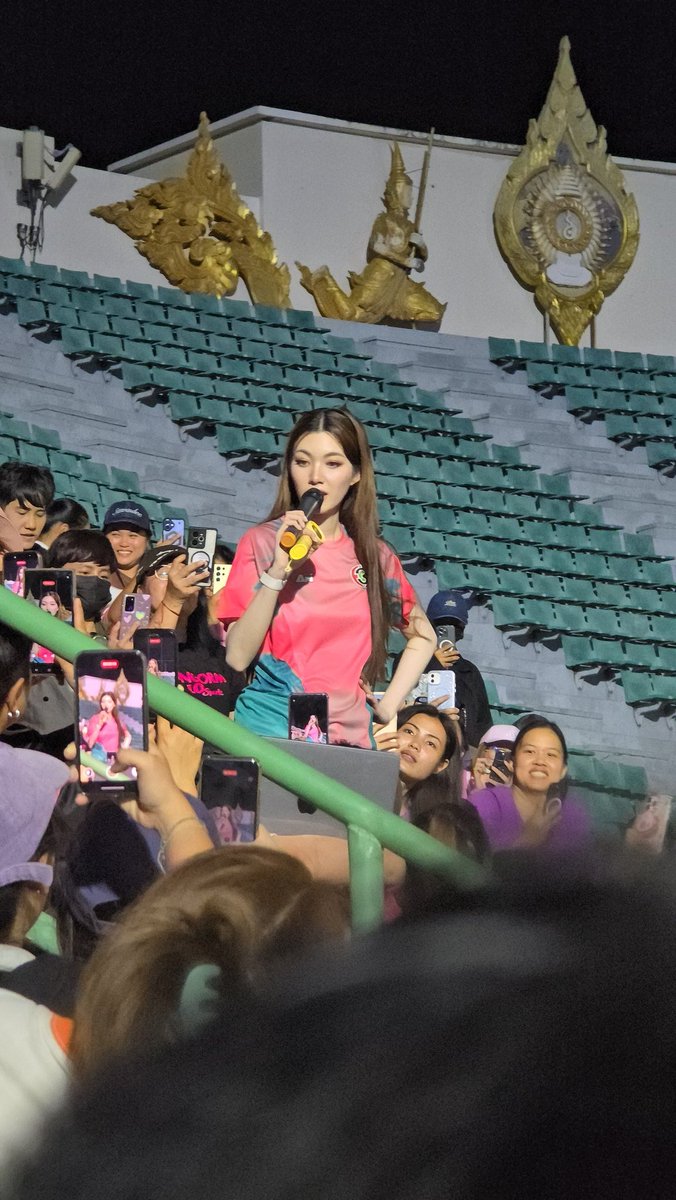 แอคหมีหมาบูส 100 % tweet media