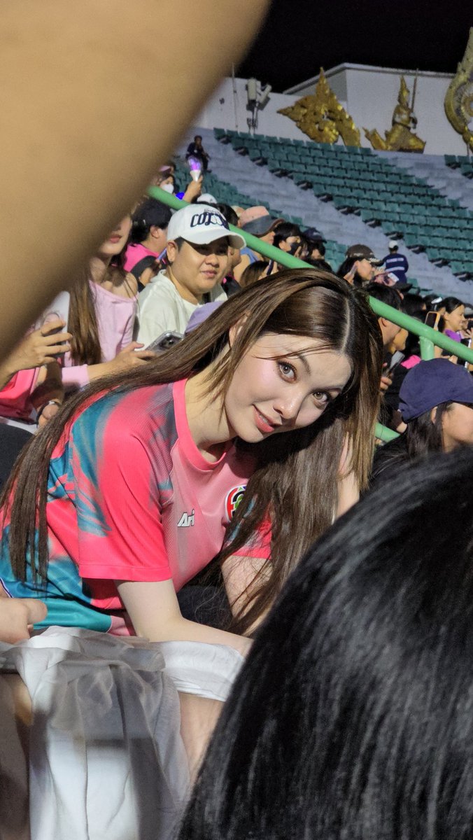 แอคหมีหมาบูส 100 % tweet media