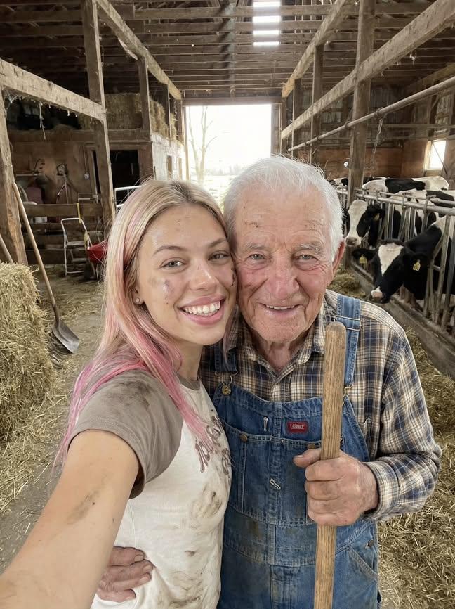 Sana khan tweet media