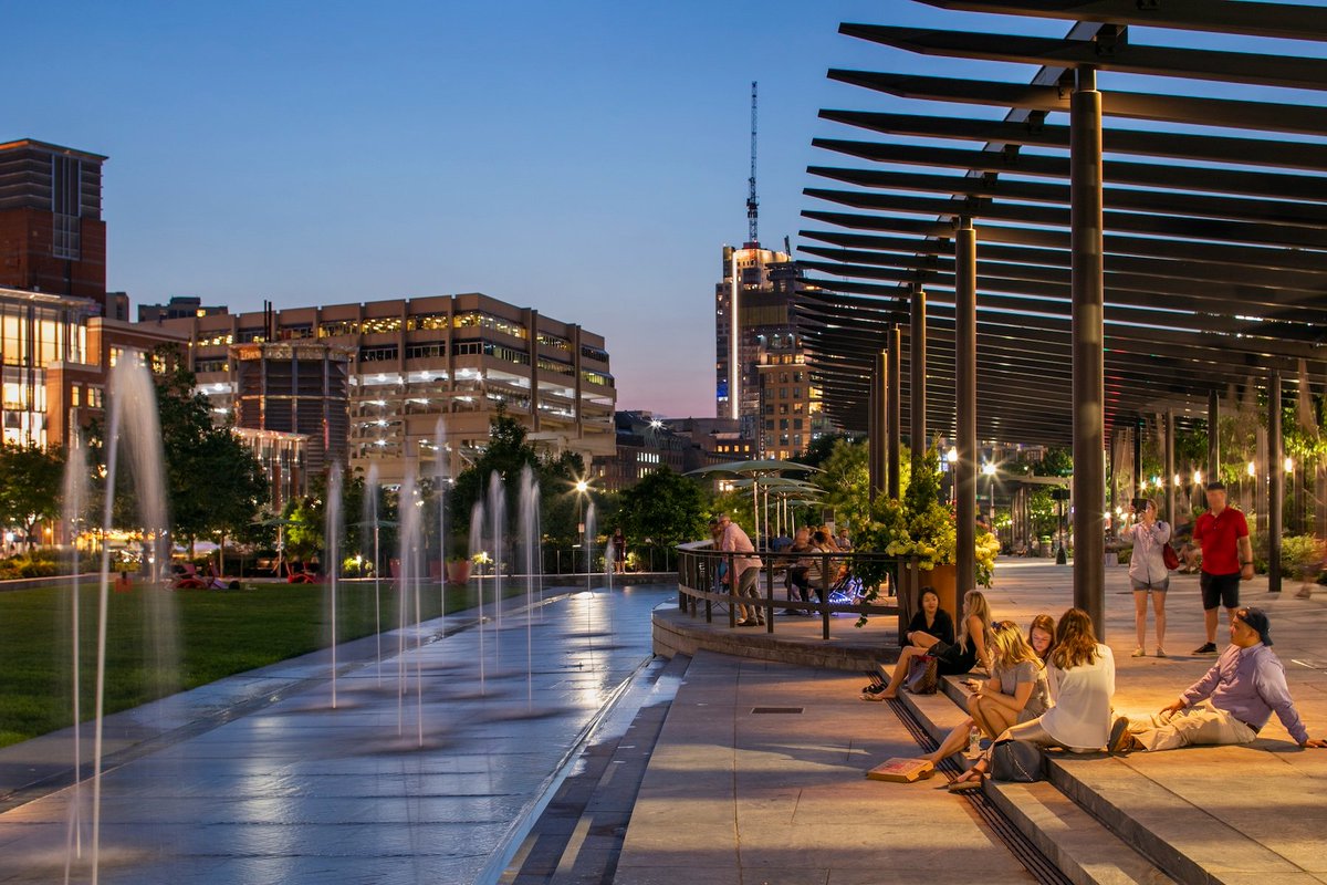 Undead Sir Karl tweet media