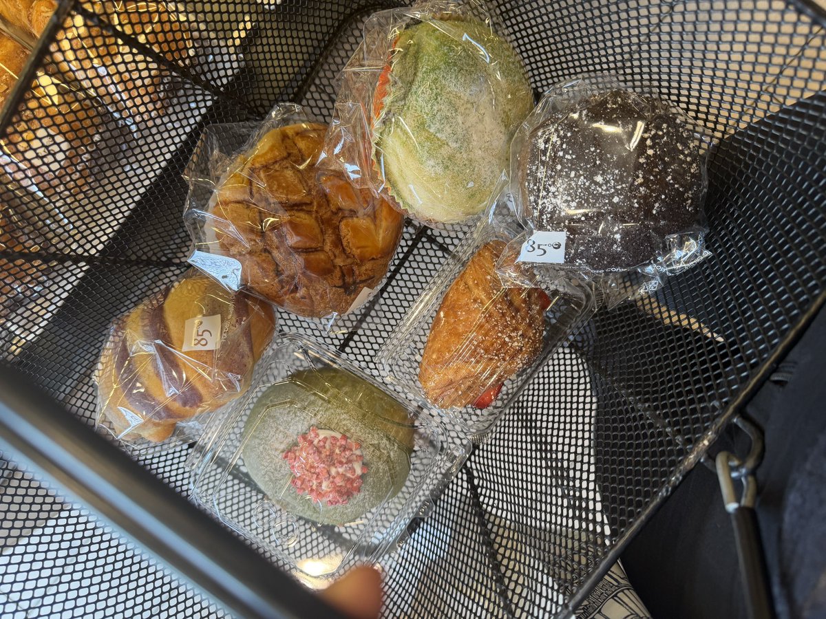 AiikaEg's tweet image. #yum