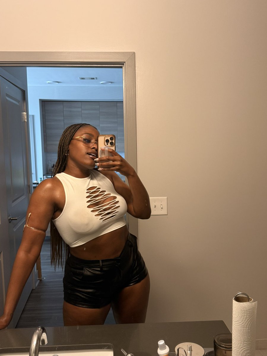 Nell🫶🏾 tweet media