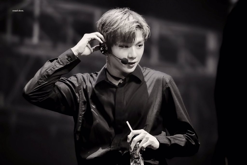 With Kang Daniel Thailand tweet media