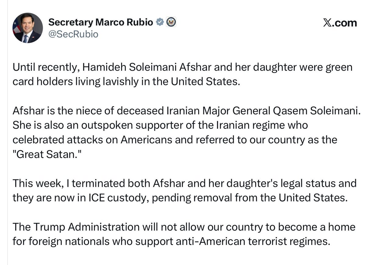 April Color tweet media