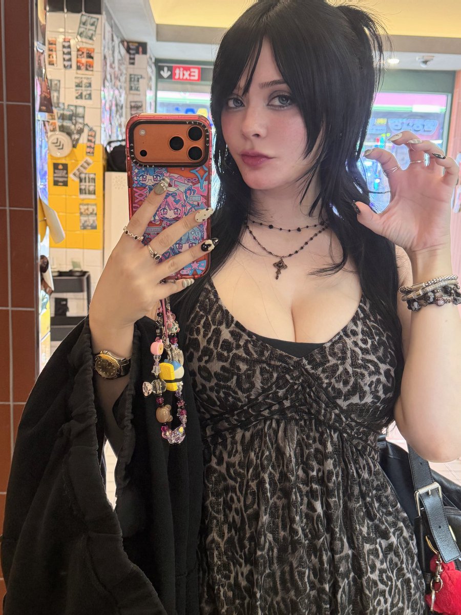 suna 🍒 tweet media