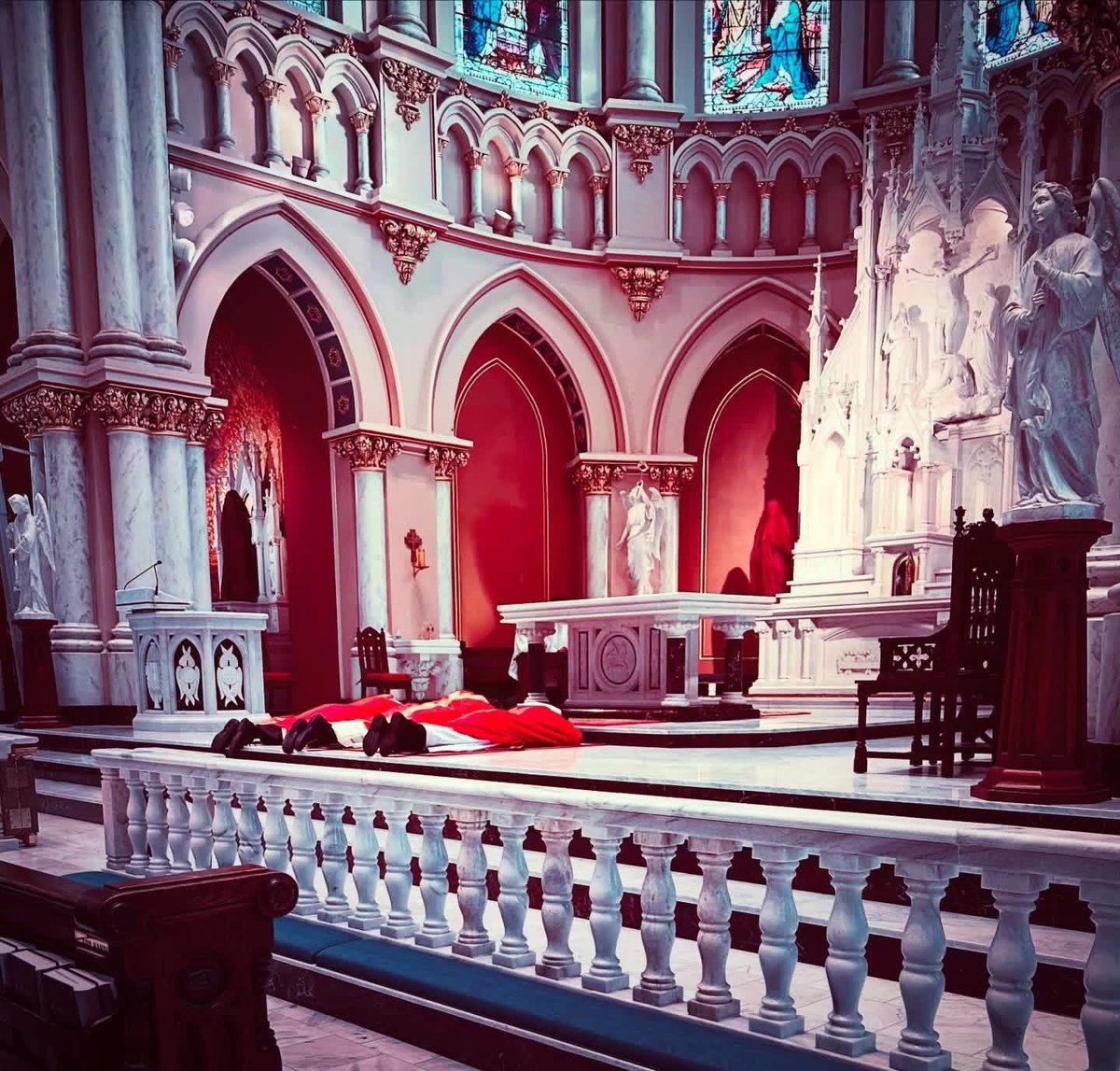 175rng's tweet image. From my church St. Joseph’s Catholic Church. 
#catholic #catholciism #catholicchurch #HolySaturday #easter 
"I am your God, who for your sake have become your son. Out of love for you and for your descendents I now by my own authority command all who are held in bondage to come