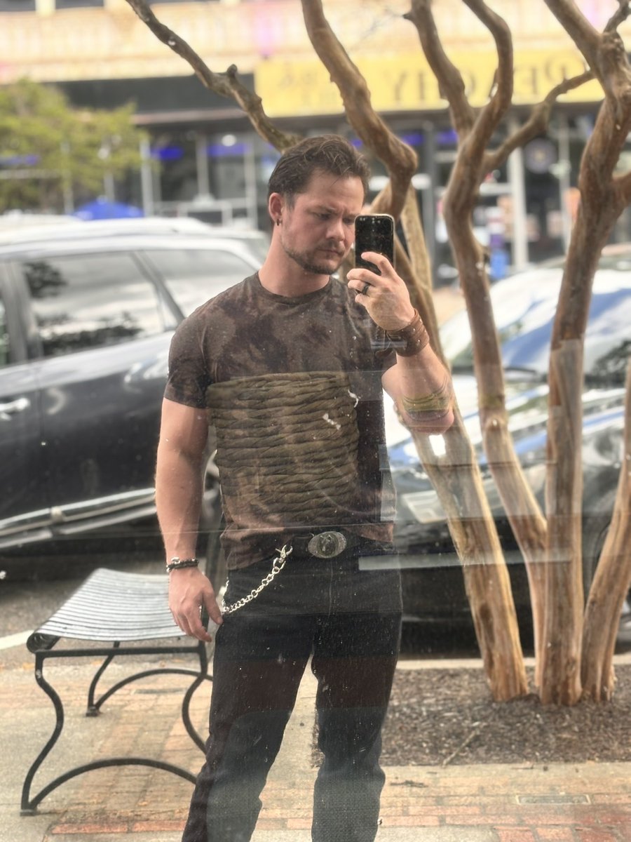 Cooperwest -e/acc tweet media